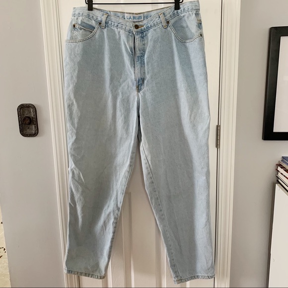 VTG LA BLUES light wash high rise mom jean - Picture 2 of 5